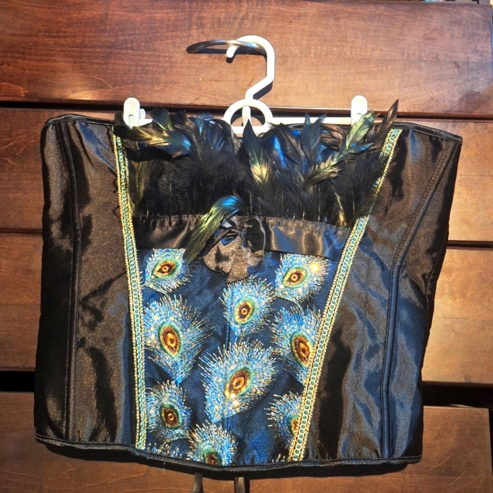 Womens Classic Corset Top Costume Hourglass Shape for Halloween - Picture 2 of 10